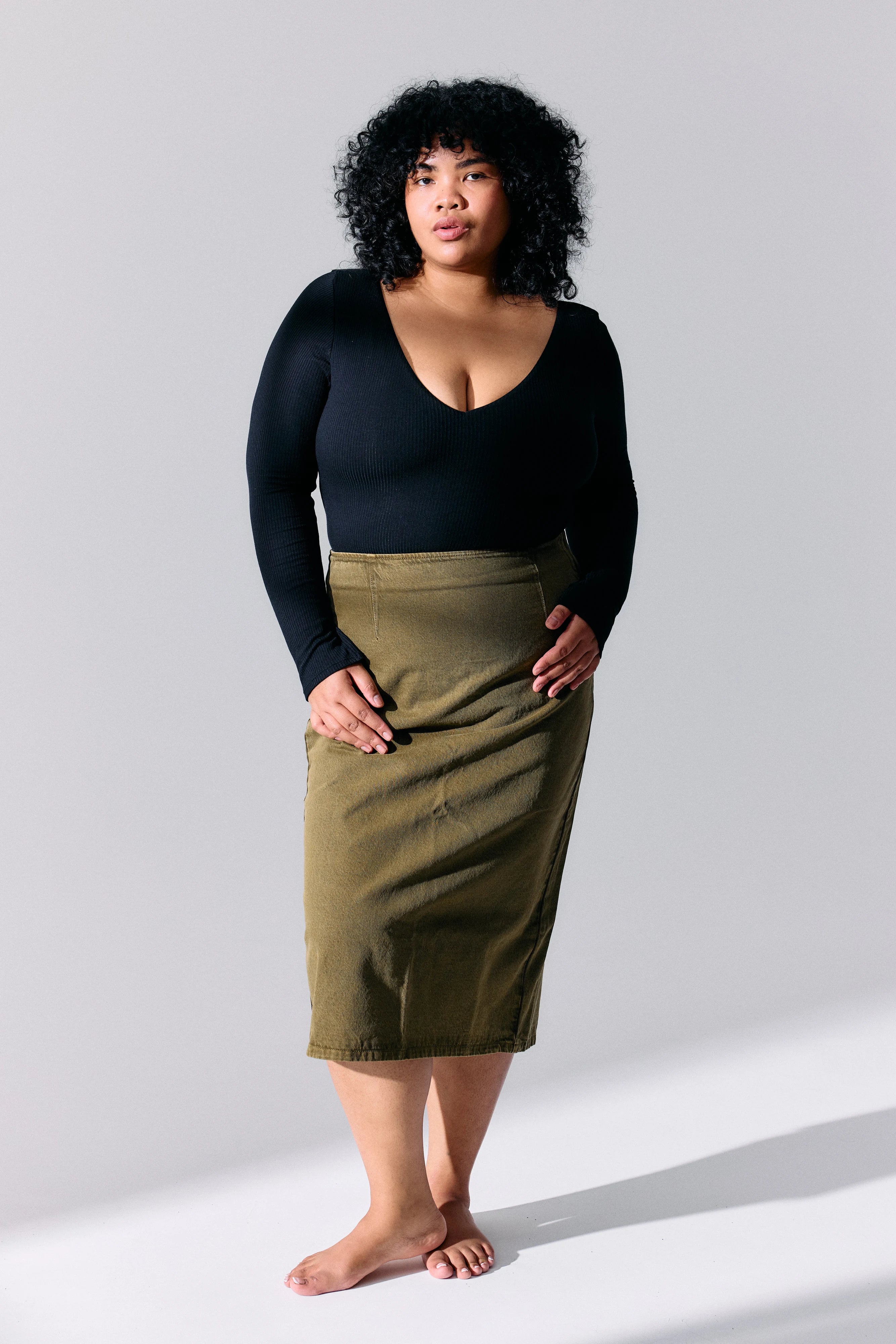 Body Céline noir Maline Bodywear, porté en look complet, collection Seconde Nature