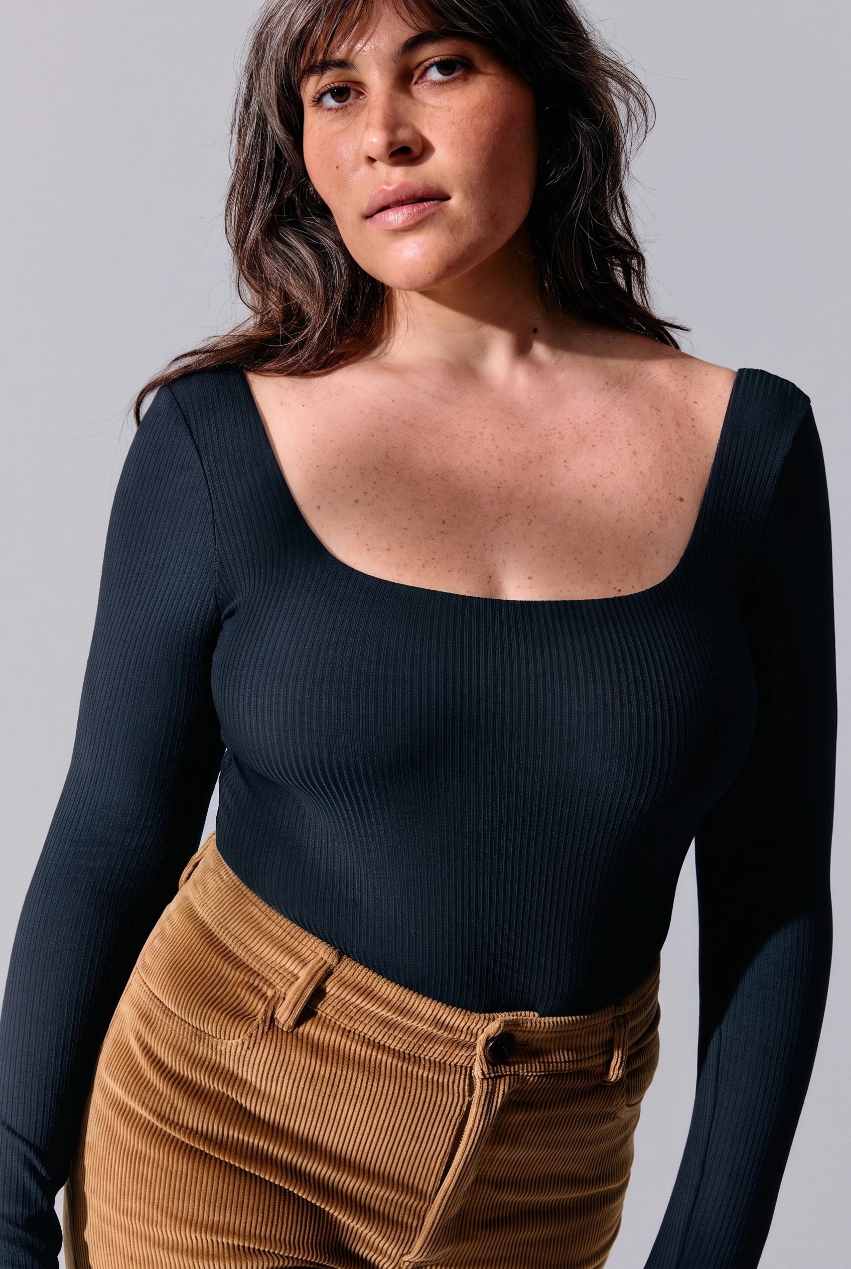 Détail du buste et de la maille du body Flora noir Maline Bodywear