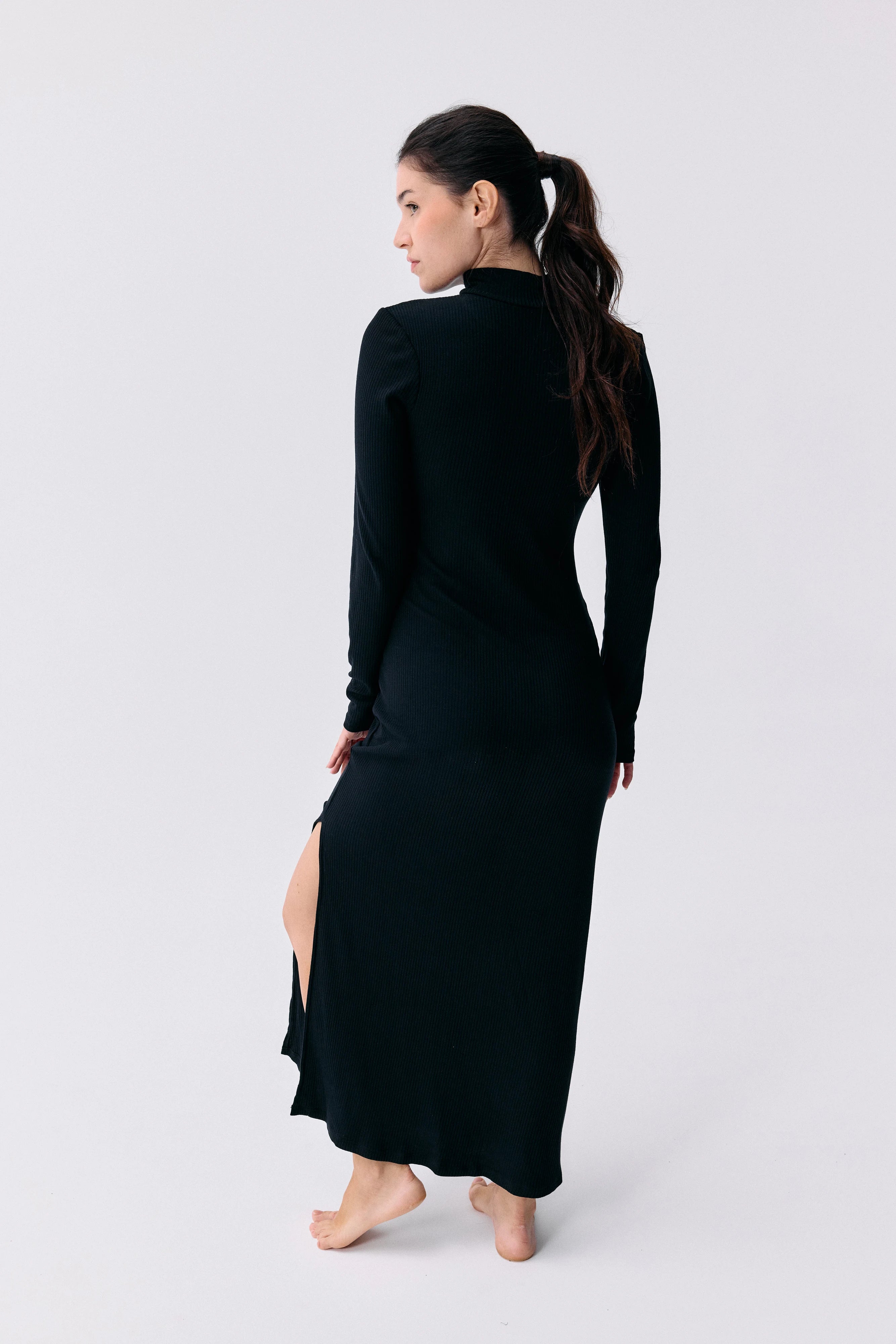Robe Mina noir Maline Bodywear, vue de dos, collection Seconde Nature