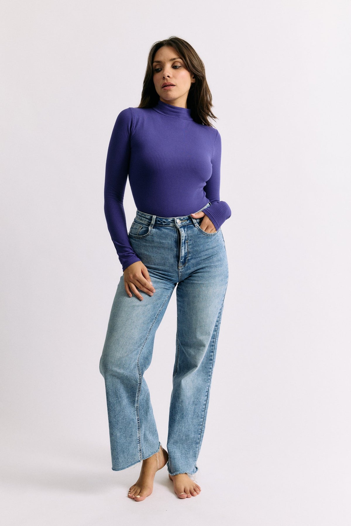 Top Léna violet améthyste Maline Bodywear, porté en look complet, collection Seconde Nature